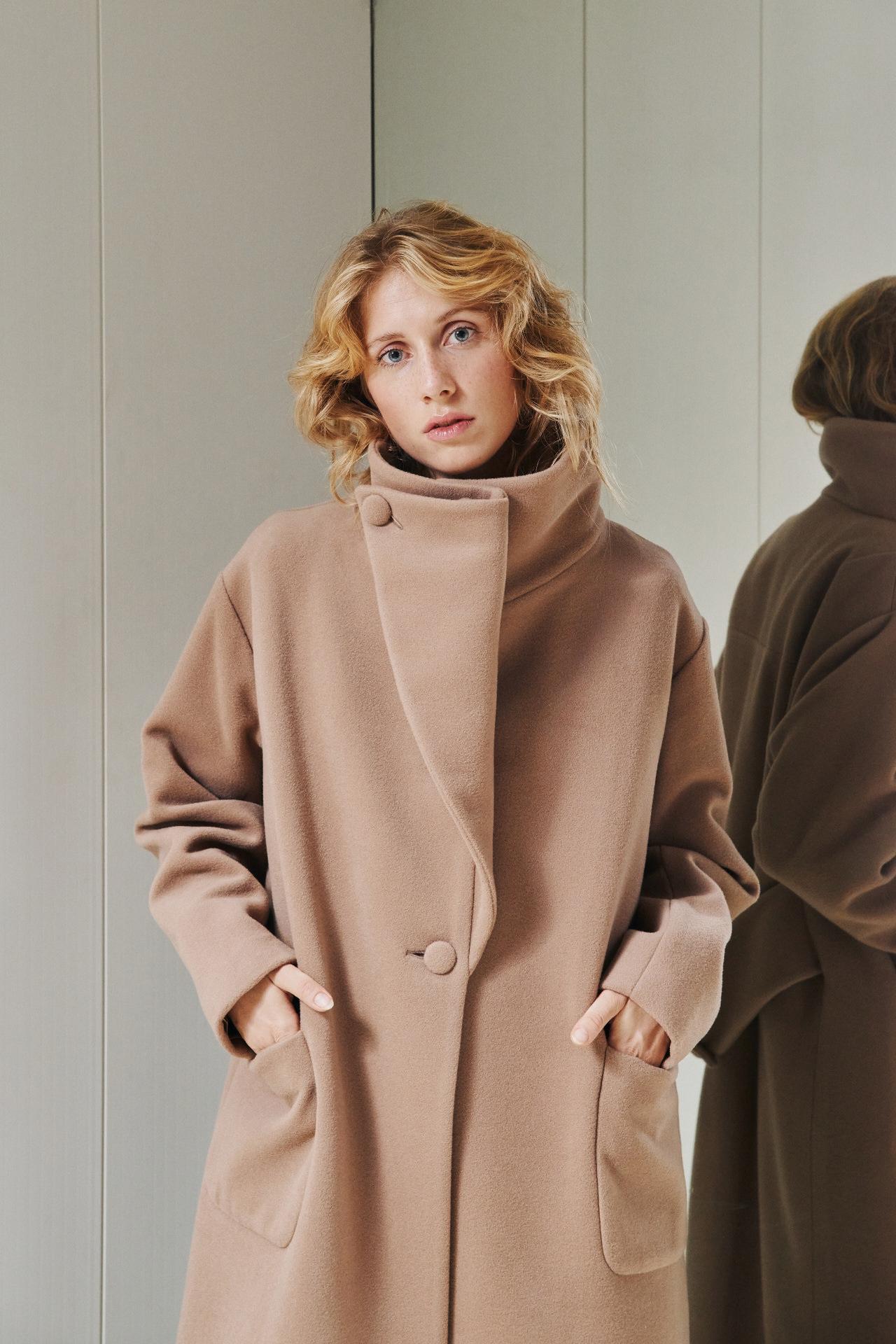 Abrigo Charlotte Camel