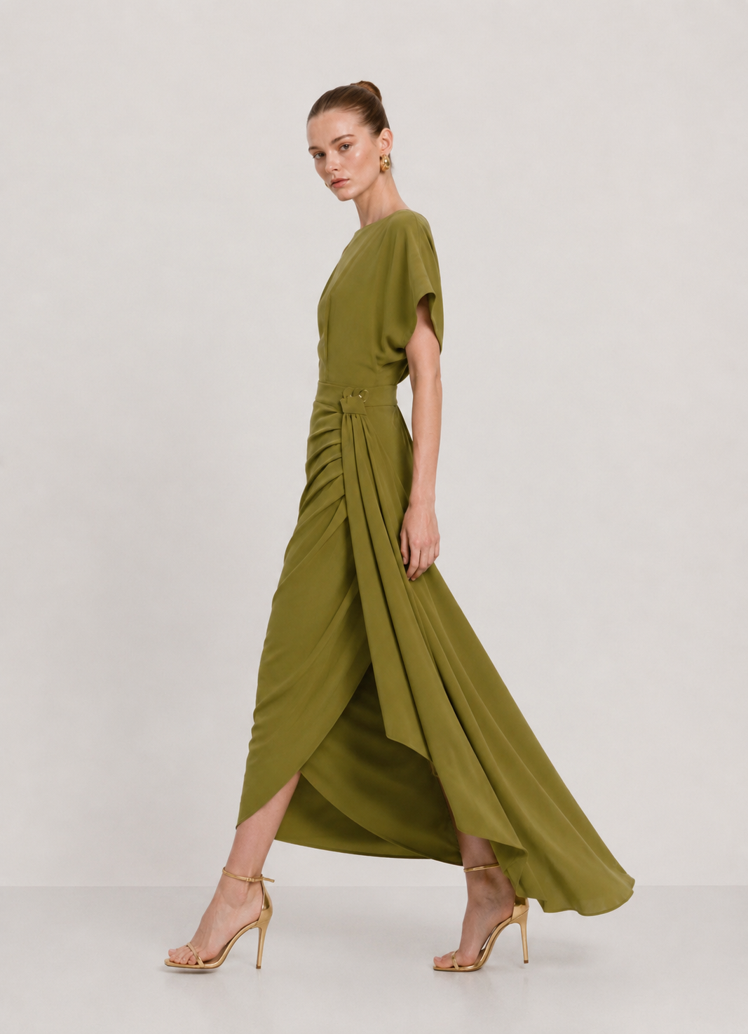 Vestido Setsuna midi verde oliva