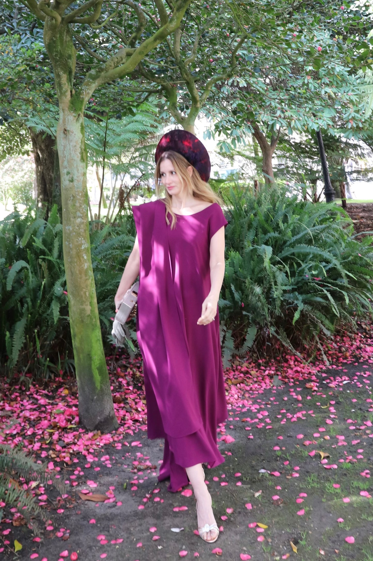 Vestido Zen con Chal burdeos