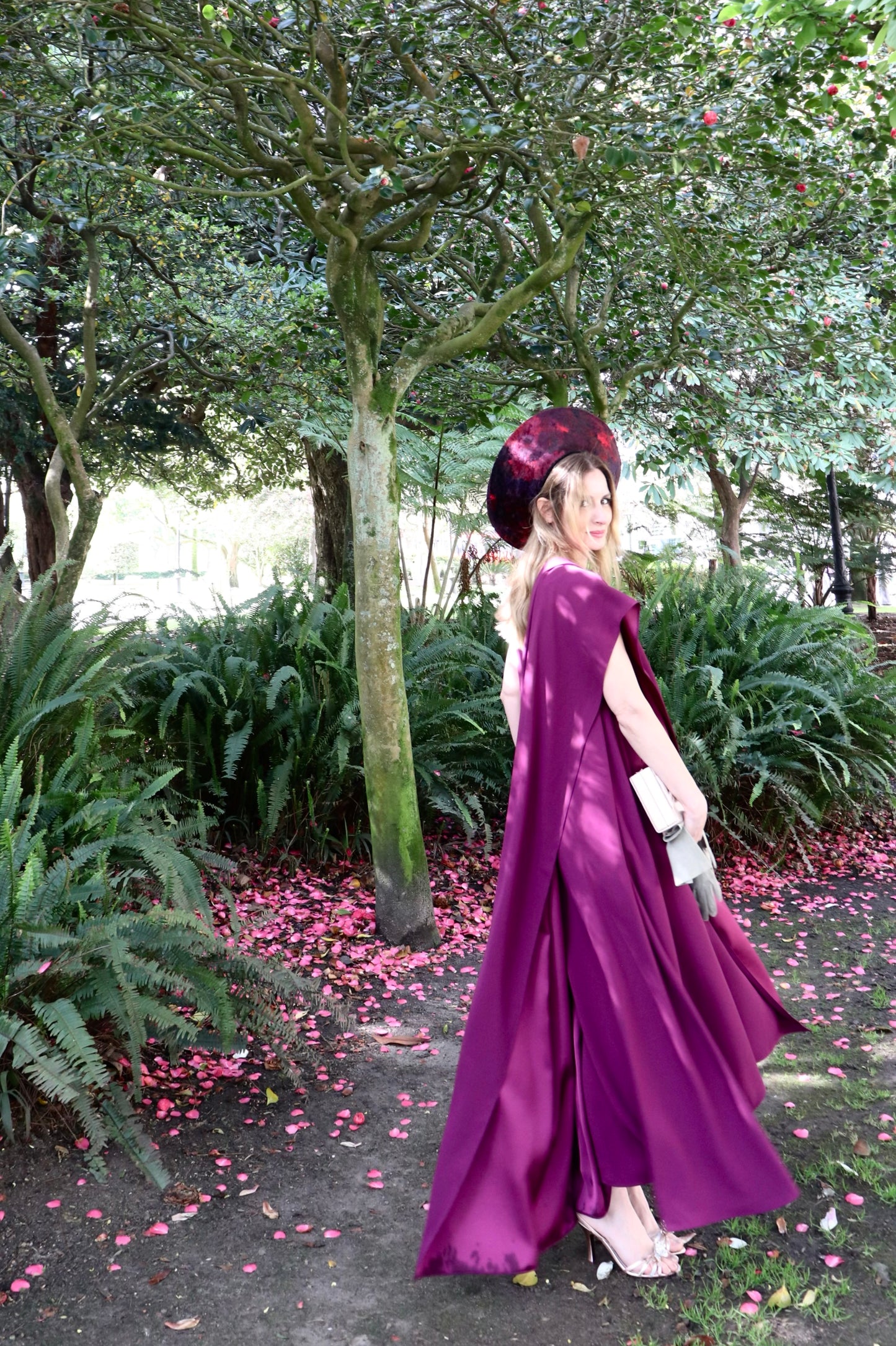 Vestido Zen con Chal burdeos